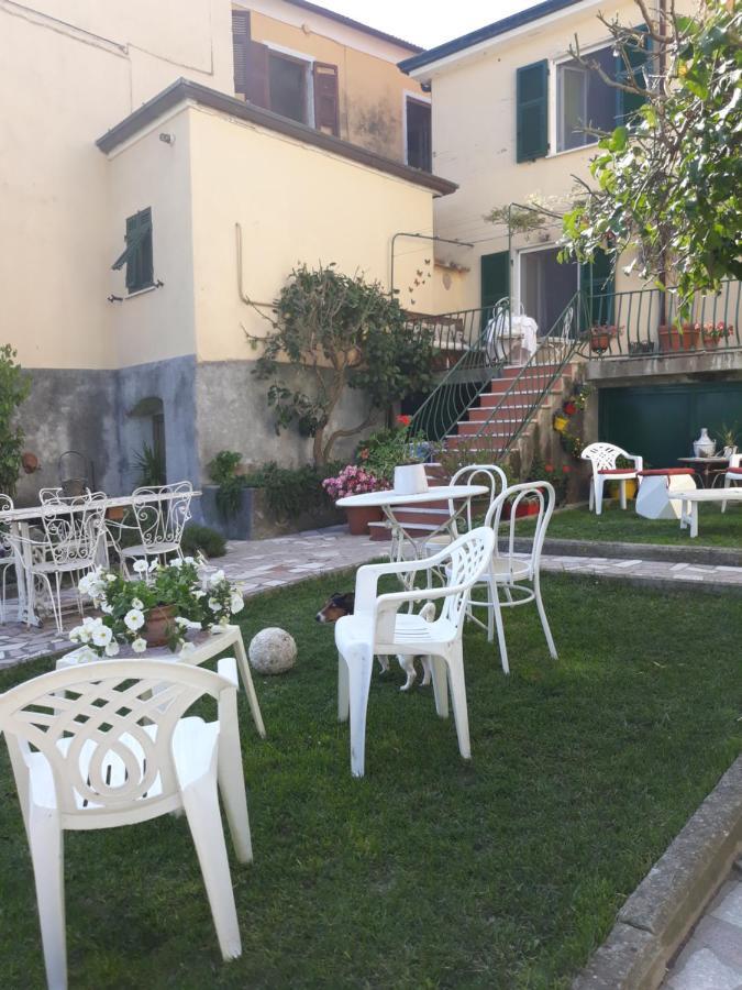 B&B Peverello Castelnuovo Magra Exteriér fotografie